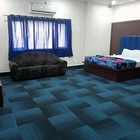 The Prestige Hotel & Convention Panposh Buitenkant foto