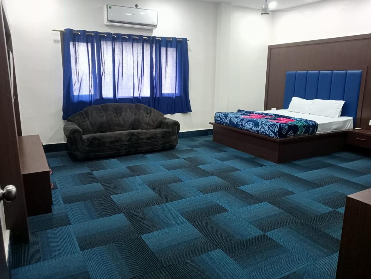The Prestige Hotel & Convention Panposh Buitenkant foto