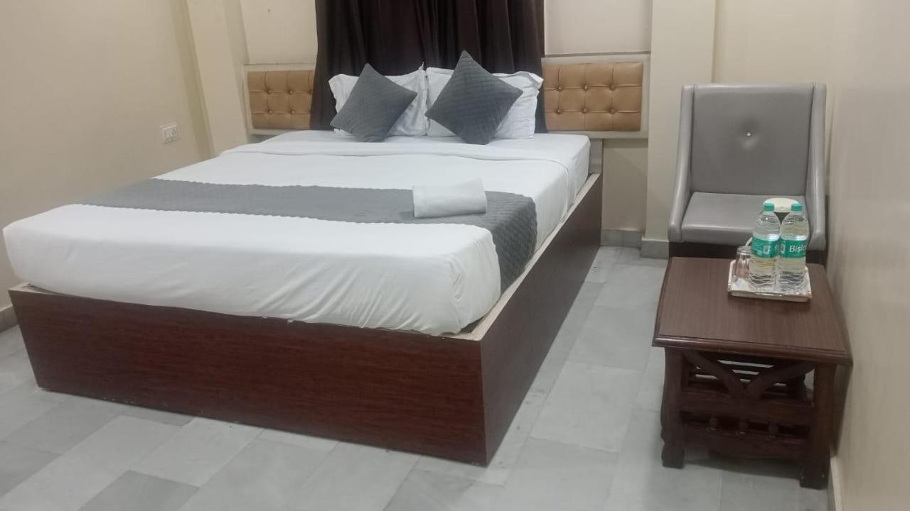 The Prestige Hotel & Convention Panposh Buitenkant foto